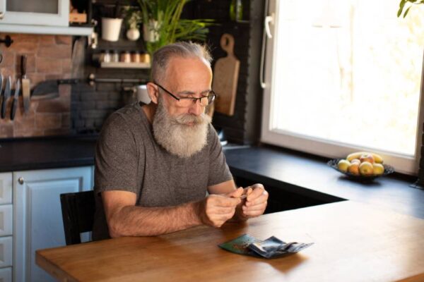 Senior Cannabis users - Lit Dispensary senior cannabis user
